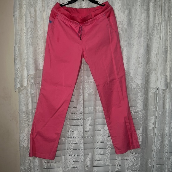 Woman’s Med Couture Scrub pants size medium - Picture 1 of 4